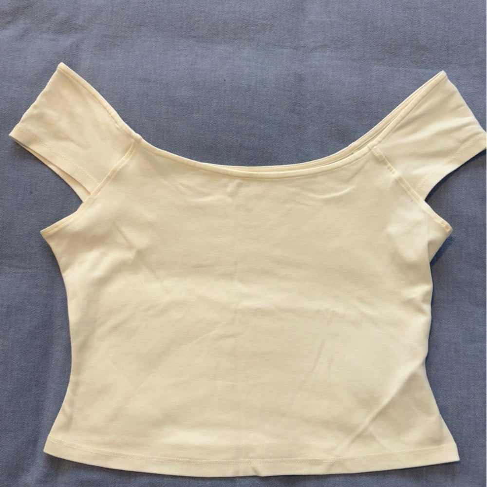 Maeve for Anthropologie Ivory Off The Shoulder Crop Top. Medium
